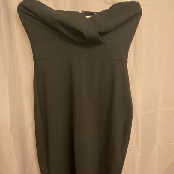 BLACK MINI DRESS - Picture 1 of 2